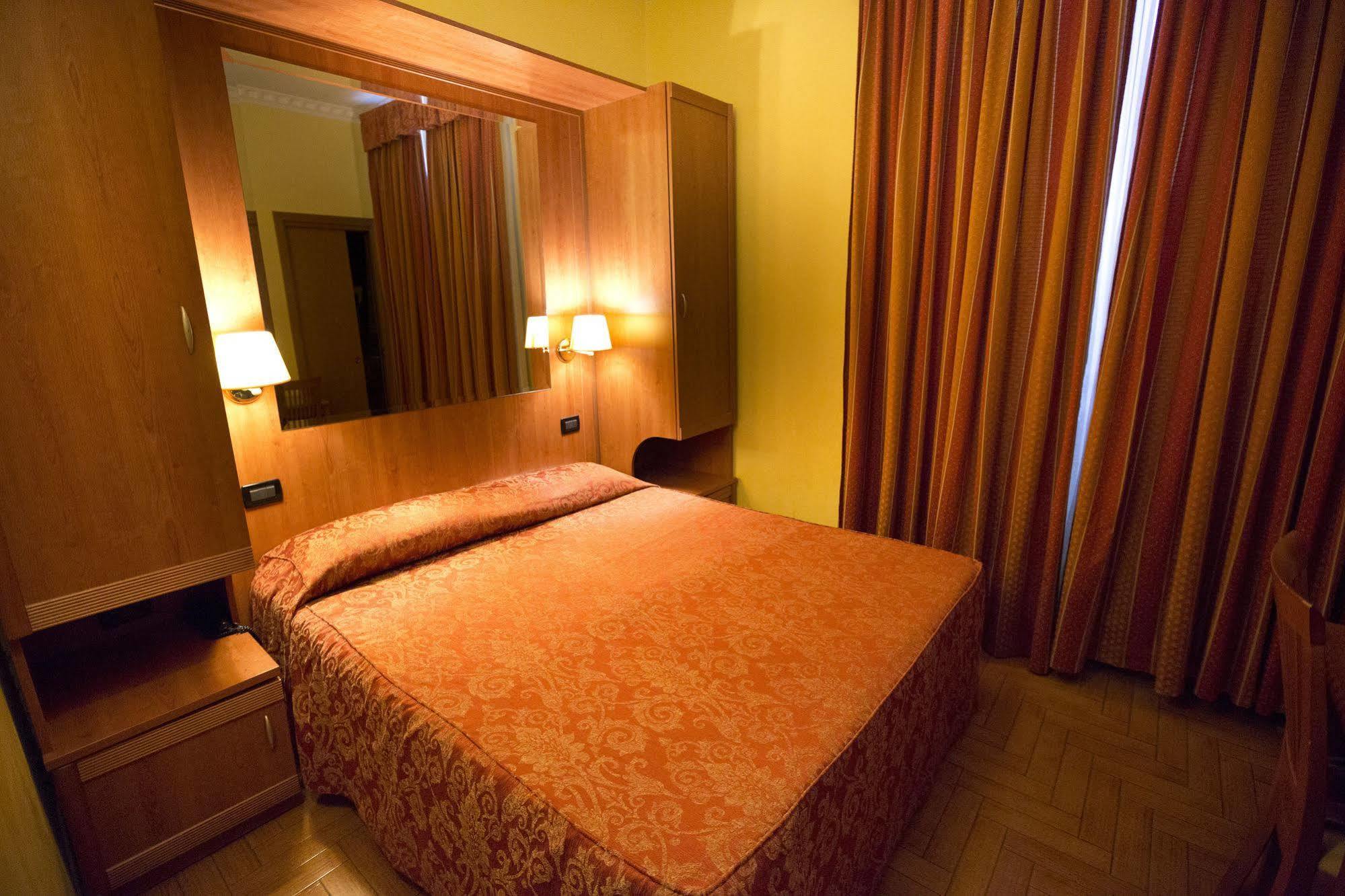 Hotel Lella Roma Exterior foto